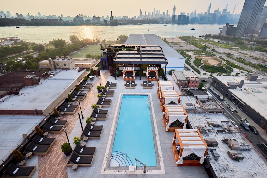 Arlo Williamsburg (Formerly The Williamsburg Hotel)